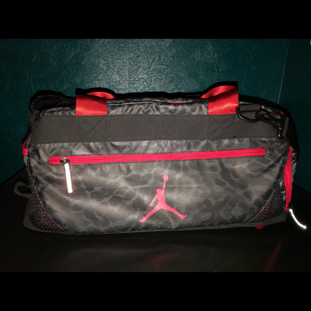 Duffle bag/gym bag/overnight bag